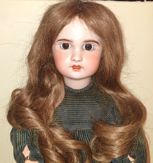 JOLIE POUPÉE ANCIENNE SFBJ MOULE 60 - 3 PIECES DE VÊTEMENTS ASSORTIS - 47 cm